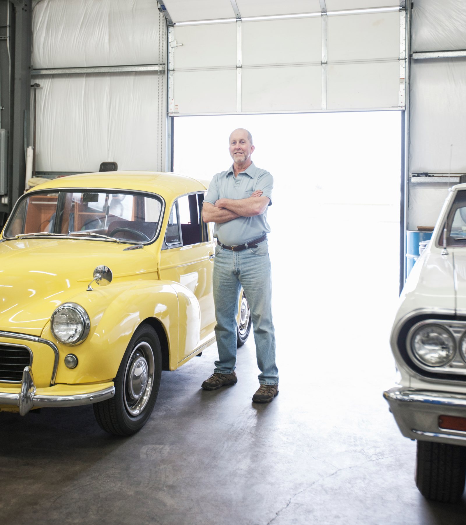 Oldtimer in der Garage steht für das Pfandhaus bereit
